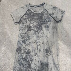 Lululemon swiftly size 6